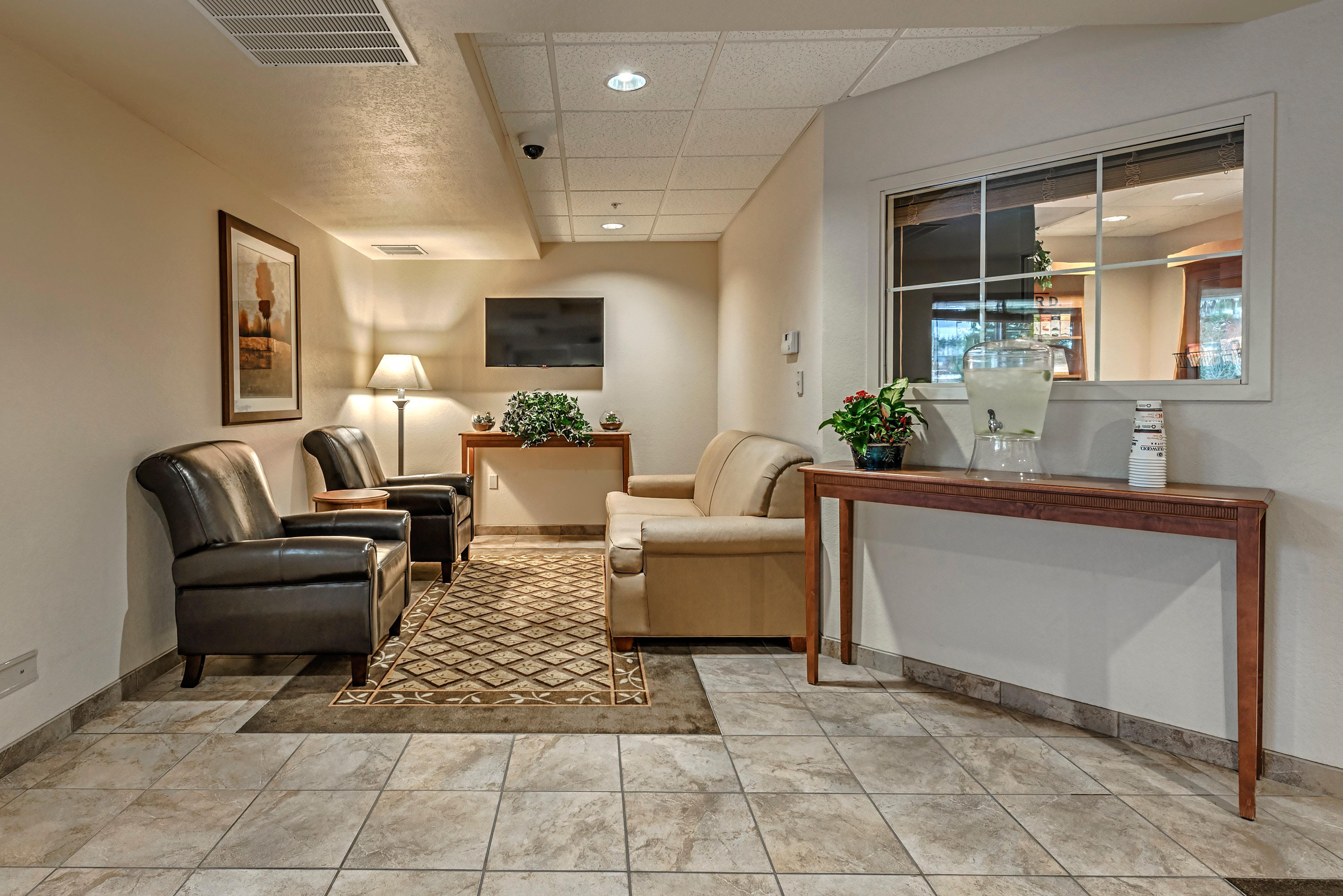 Candlewood By Ihg Hotel Oak Harbor