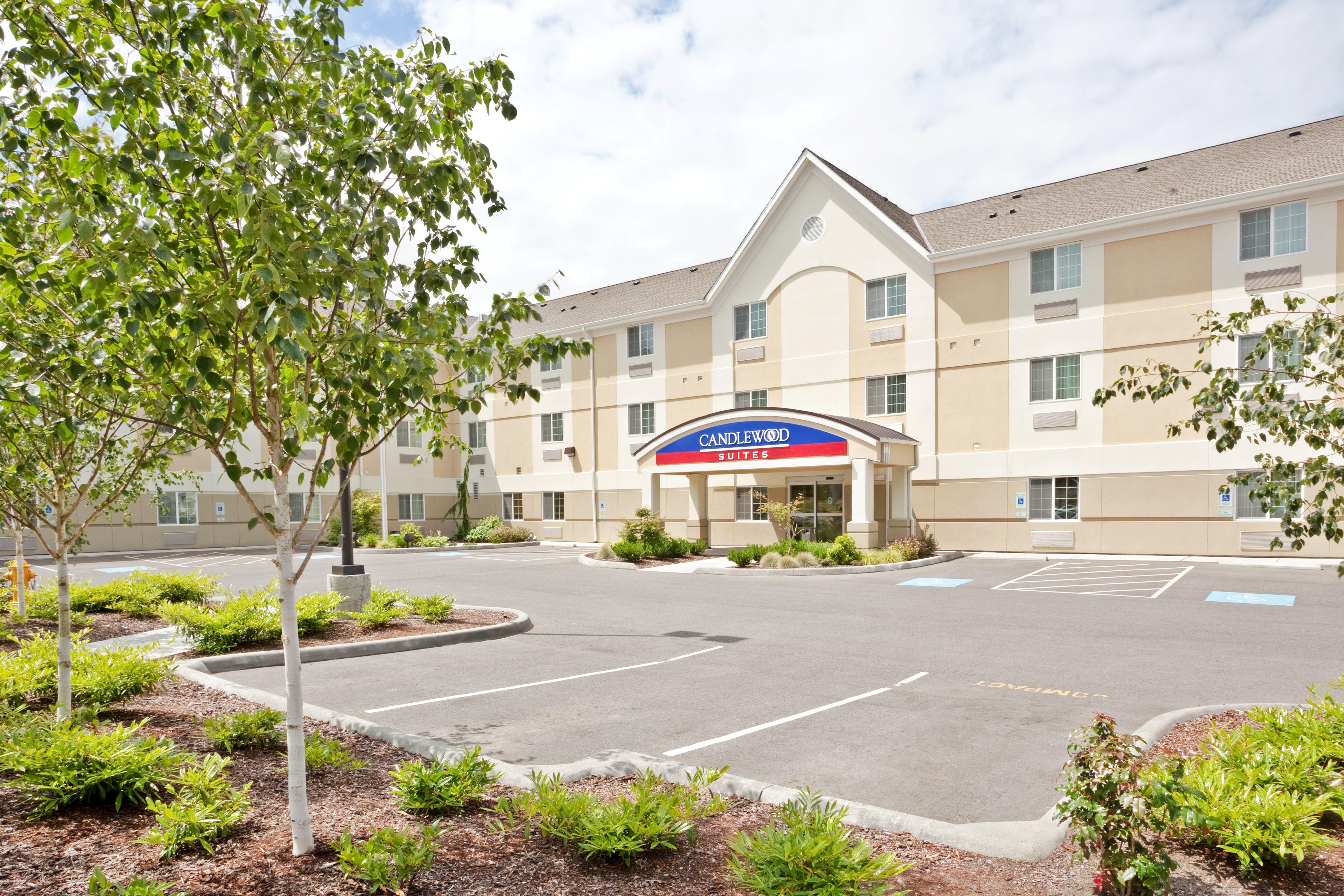 Candlewood By Ihg Hotel